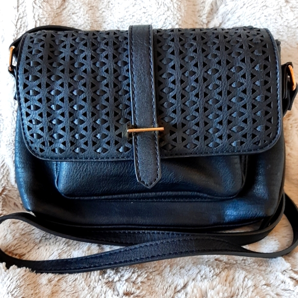 ANTIK KRAFT - Faux Leather Crossbody Snap Front Black - Picture 1 of 13